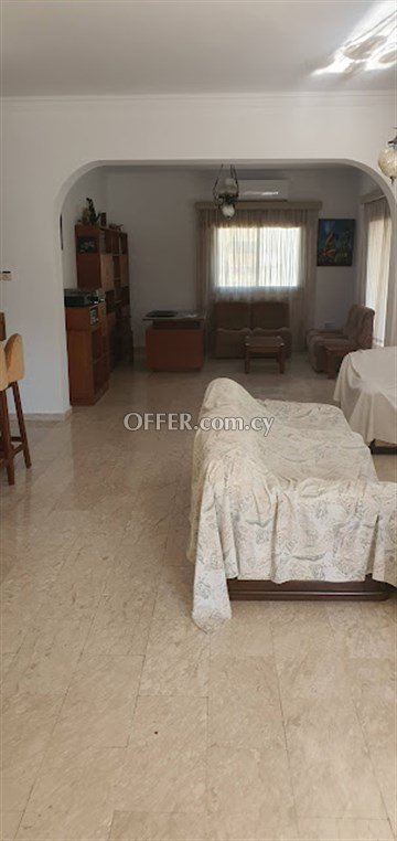 4 Bedroom Upper House  In Strovolos, Nicosia - 3
