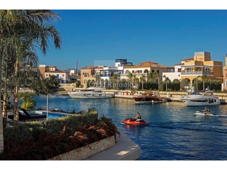 Luxury three bedroom villa on the sea in Limassol Marina of Limassol - 4