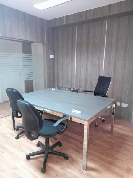 OFFICE OF 266 SQM FULLY FURNISHED IN NEAPOLI - 5