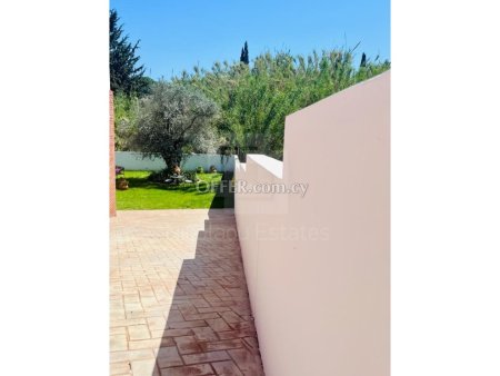 Seven Bedroom Three Level House with Large Garden For Rent in Pyrga Larnaca - 2