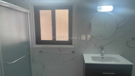 For Rent €1,500 Apartment 3 bedrooms Larnaka (Center), Larnaca Larnaca - 3