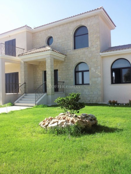 5 Bed Detached Villa for rent in Chlorakas, Paphos