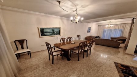 For Sale €370,000 Apartment 3 bedrooms Larnaka (Center), Larnaca Larnaca