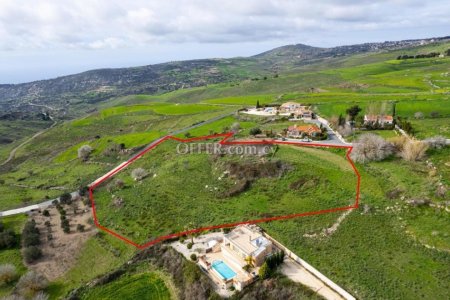 Shared residential field in Pano Arodes Paphos