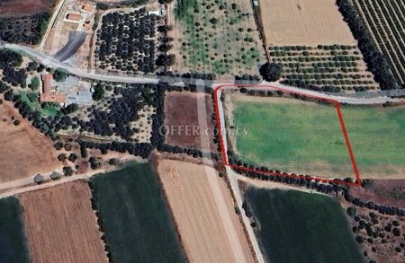 Residential Field for sale in Kolossi, Limassol - 1