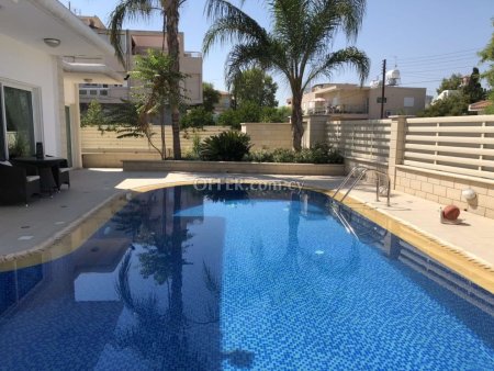 New For Sale €690,000 House 5 bedrooms, Detached Pallouriotissa Nicosia - 11
