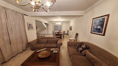 For Rent €1,500 Apartment 3 bedrooms Larnaka (Center), Larnaca Larnaca - 11