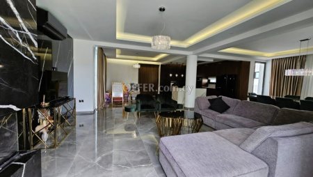 Amazing Luxury Villa 4 bedrooms in Upper Pegeia - 11