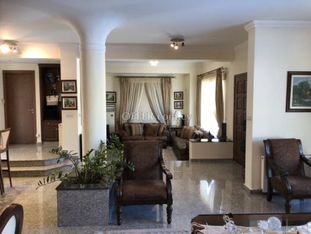 New For Sale €690,000 House 5 bedrooms, Detached Pallouriotissa Nicosia - 9