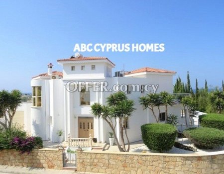 Luxurious villa with sea & mountains views in Agios Georgios