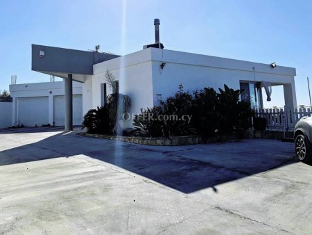 4 Bed Detached Villa for sale in Mesa Chorio, Paphos - 4