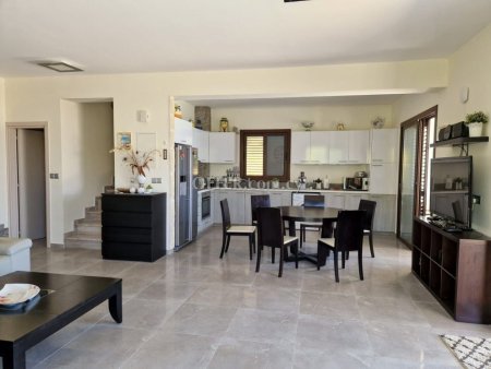 House for sale in Tala - 4