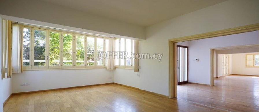 New For Sale €725,000 House 4 bedrooms, Detached Nicosia (center), Lefkosia Nicosia - 11
