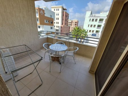 Top floor two bedroom apartment in Papas area with communal swimming pool - 2