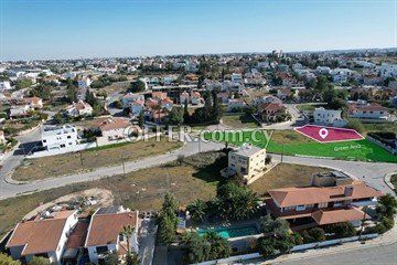 Residential plot adjacent to a green area in Egkomi, Nicosia - 4