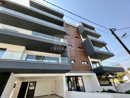 New three bedroom penthouse in in the prestigious Columbia area of Limassol - 9