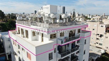 Top floor three bedroom apartment in Agios Antonios, Nicosia - 4