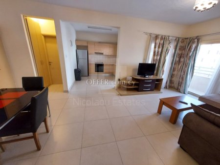 Top floor two bedroom apartment in Papas area with communal swimming pool - 7