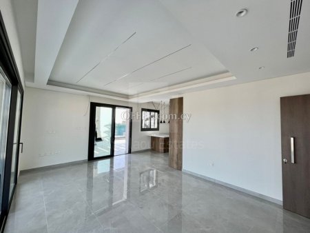 New three bedroom penthouse in in the prestigious Columbia area of Limassol - 7