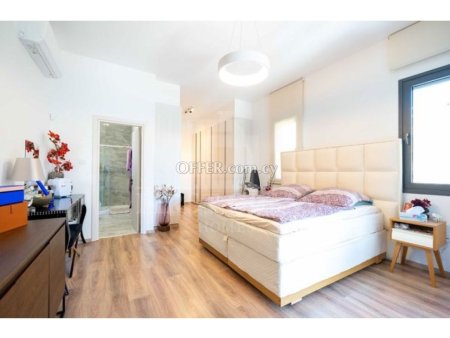 Immaculate modern five bedroom villa in Potamos Germasogeia area - 4