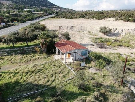 House within a large field in Paramytha Limassol