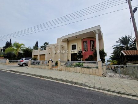 4 Bed Detached Villa for sale in Agia Paraskevi, Limassol