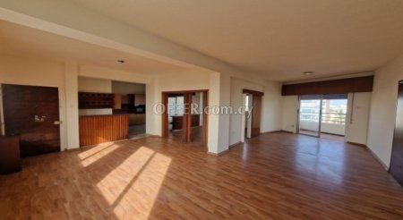 New For Sale €165,000 Apartment 3 bedrooms, Larnaka (Center), Larnaca Larnaca
