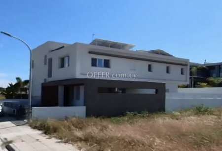 Καινούργιο Πωλείται €530,000 Μεζονέττα Ημι-ανεξάρτητο Αραδίππου Λάρνακα - 1