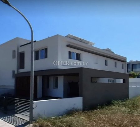 New For Sale €530,000 Maisonette 3 bedrooms, Semi-detached Aradippou Larnaca - 11