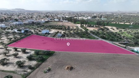 Residential field in Athienou. Larnaca - 3
