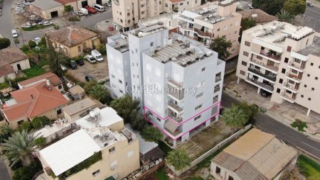Two bedroom apartment in Pallouriotissa Nicosia - 9