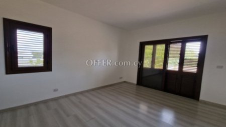 New For Sale €360,000 Maisonette 3 bedrooms, Semi-detached Latsia (Lakkia) Nicosia - 8
