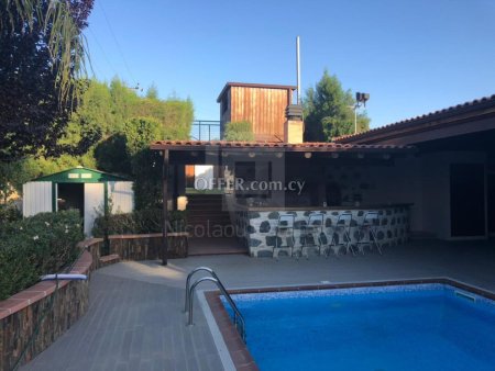 Large five bedroom villa with garden and pool in Ergates area of Nicosia - 5