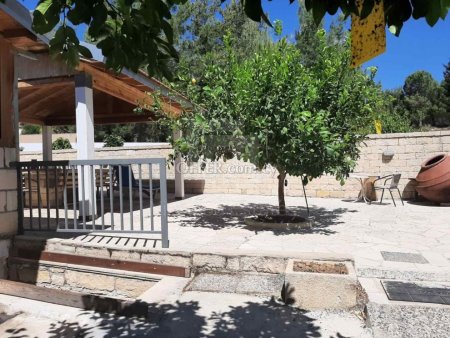 Three bedroom bungalow on a big plot with garden and private swimming pool available for sale in Silikou - 2