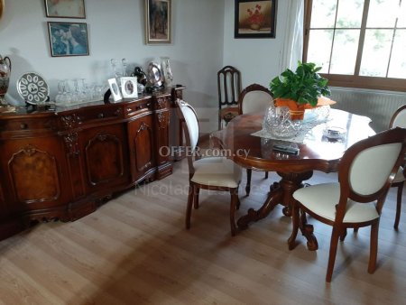 Three bedroom bungalow on a big plot with garden and private swimming pool available for sale in Silikou - 6