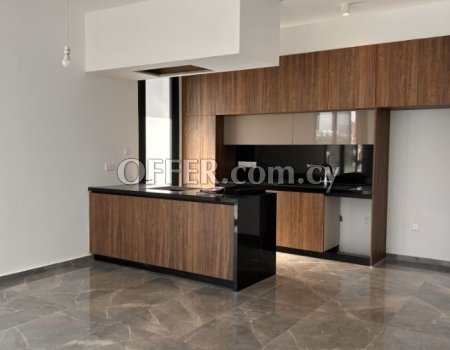 Luxurious 3-Bedroom Penthouse Apartment - 6