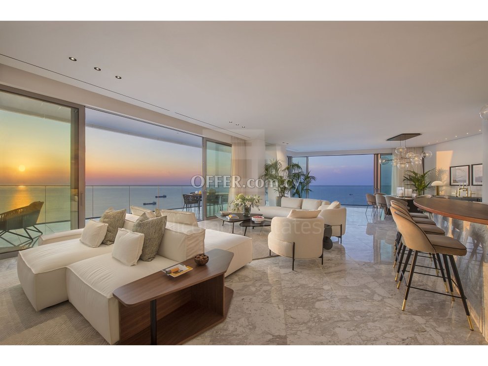 New luxury four bedroom apartment with unobstructed sea and city views in Limassol center - 1
