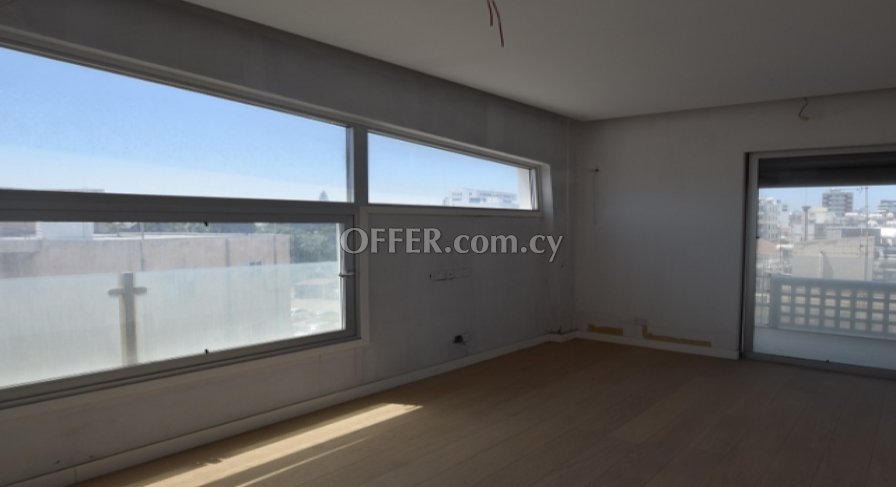 New For Sale €320,000 Apartment 3 bedrooms, Pallouriotissa Nicosia - 1