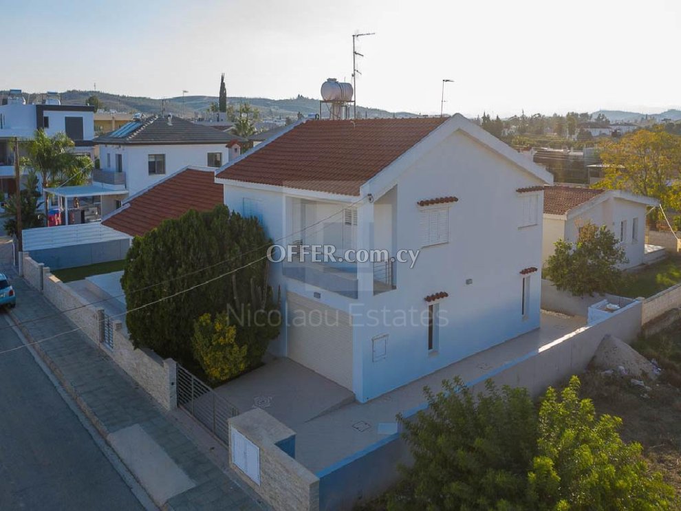 Three Bedroom Two Storey House for Sale in Nisou Nicosia - 3