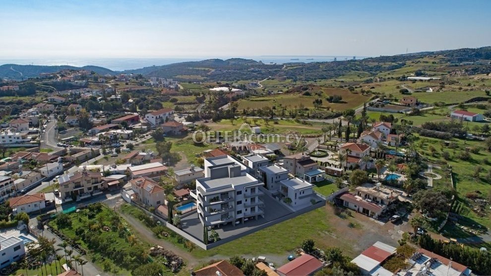 MODERN ONE BEDROOM APARTMENT IN THE HEART OF PAREKKLISIA, LIMASSOL - 3