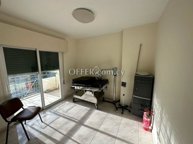 A TWO BEDROOM APARTMENT IN MESA GEITONIA - 6