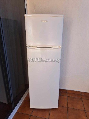 Affordable Fridge Freezer in Excellent Condition - Only 150 Euros! Ακολουθούν Ελληνικά - 8