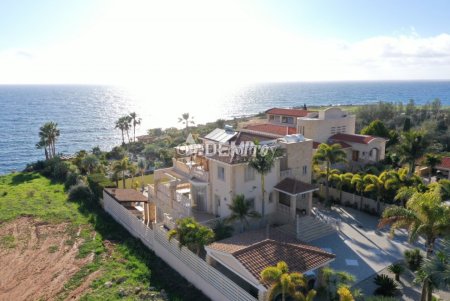 Villa For Rent in Peyia - Sea Caves, Paphos - DP3963