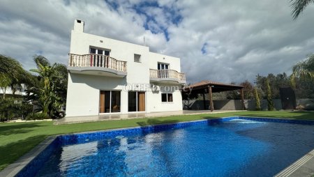 5 Bed Detached Villa for sale in Palodeia, Limassol