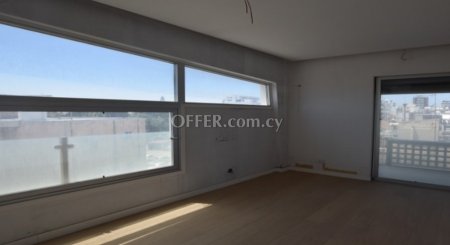For Sale €320,000 Apartment 3 bedrooms Pallouriotissa Nicosia