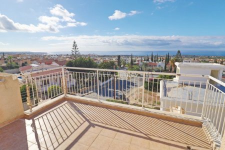 2 bedroom townhouse - 11