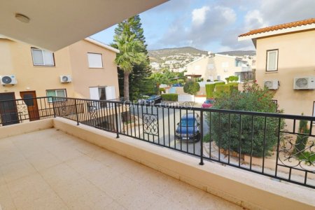 2 bedroom flat in peyia - 10