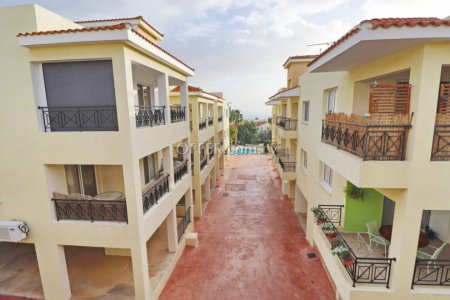 2 bedroom townhouse in peyia - 10