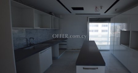New For Sale €320,000 Apartment 3 bedrooms, Pallouriotissa Nicosia - 2