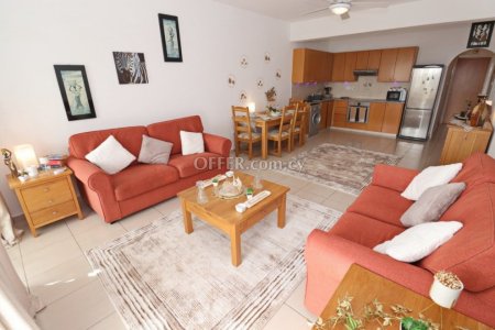 2 bed flat in peyia - 9